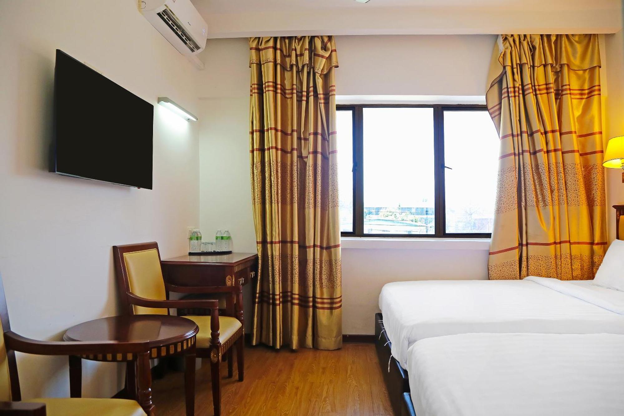 Super Oyo 90464 Borneo Suites Hotel โกตาคินาบาลู ภายนอก รูปภาพ
